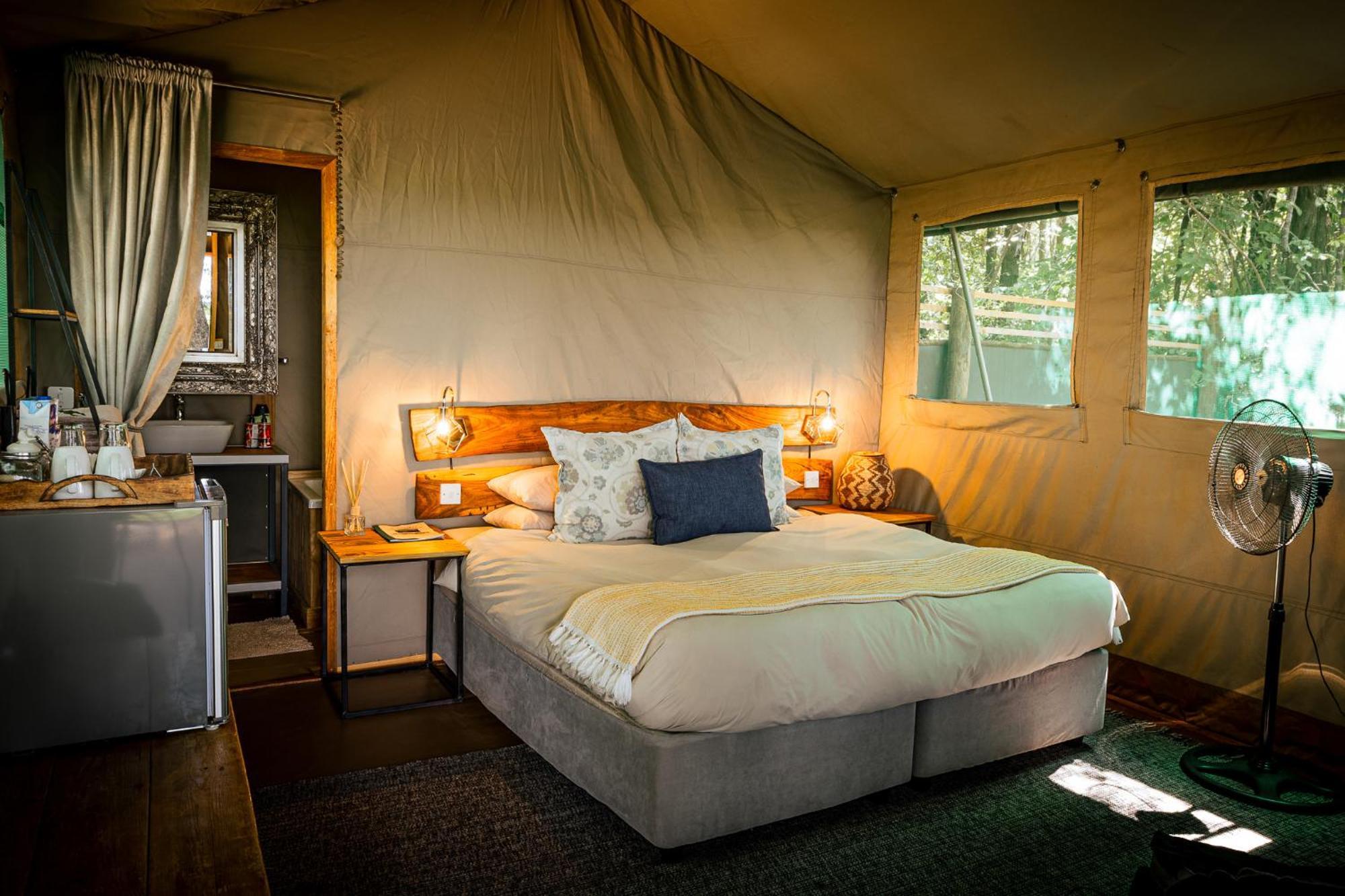 Askiesbos - Samochima Bush Camp Shakawe Ngoại thất bức ảnh